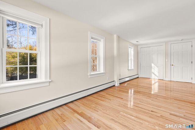 16 Trails End Road, Wilton, CT 06897