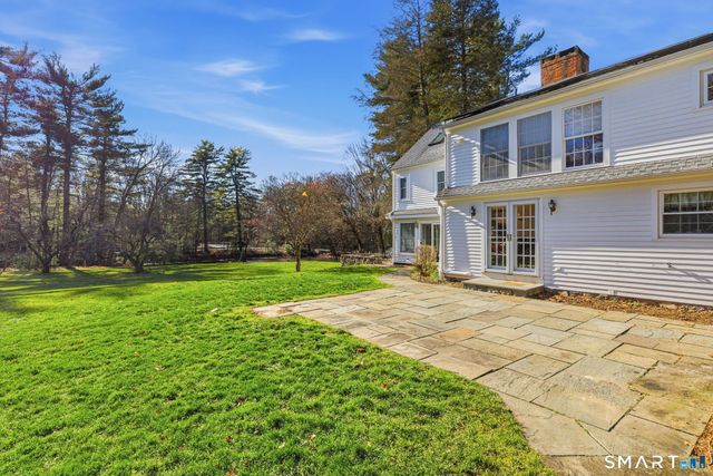 16 Trails End Road, Wilton, CT 06897