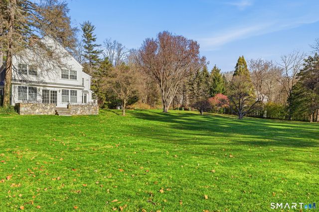 16 Trails End Road, Wilton, CT 06897