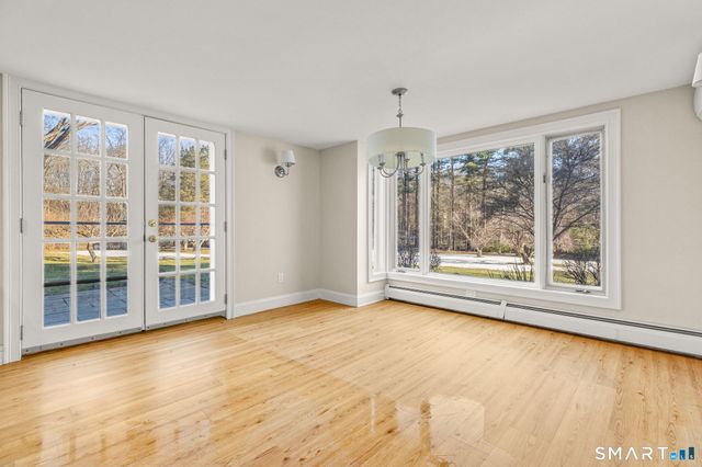 16 Trails End Road, Wilton, CT 06897