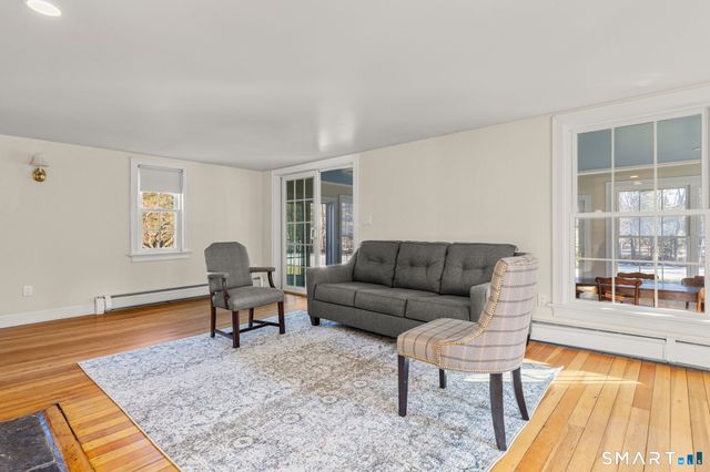 16 Trails End Road, Wilton, CT 06897