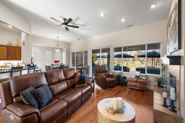 352 Mitchell Lake Ln, Copperopolis, CA 95228