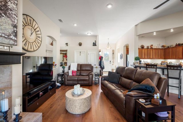 352 Mitchell Lake Ln, Copperopolis, CA 95228