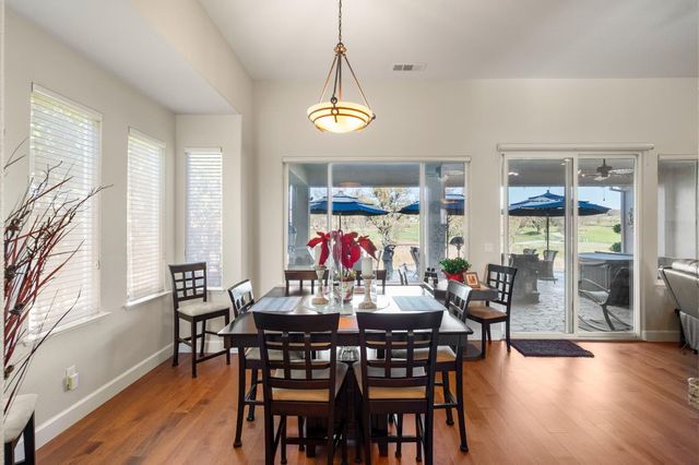 352 Mitchell Lake Ln, Copperopolis, CA 95228