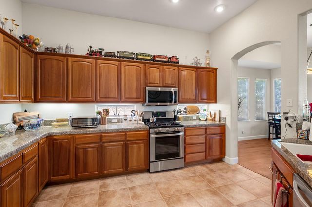 352 Mitchell Lake Ln, Copperopolis, CA 95228