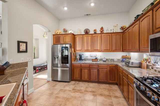 352 Mitchell Lake Ln, Copperopolis, CA 95228