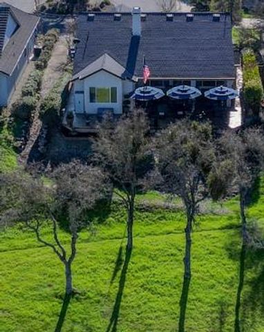352 Mitchell Lake Ln, Copperopolis, CA 95228