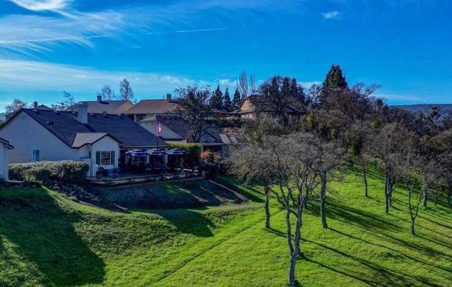 352 Mitchell Lake Ln, Copperopolis, CA 95228