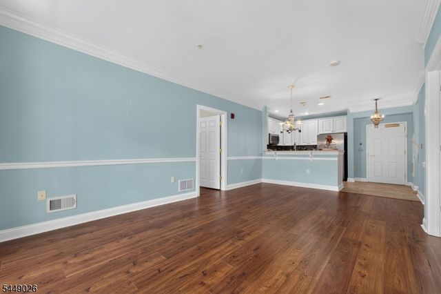 351 Victoria Drive, Bridgewater Twp., NJ 08807