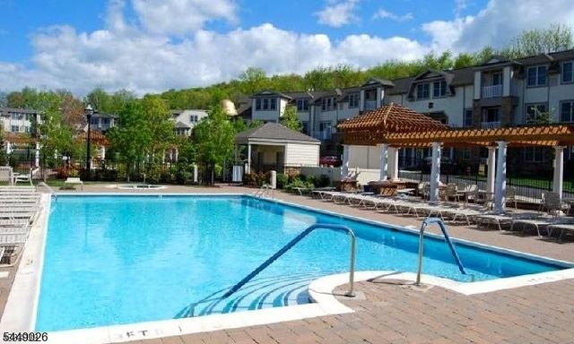 351 Victoria Drive, Bridgewater Twp., NJ 08807
