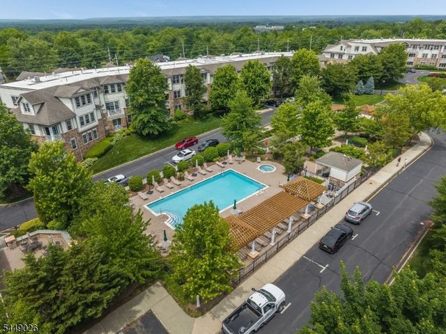 351 Victoria Drive, Bridgewater Twp., NJ 08807