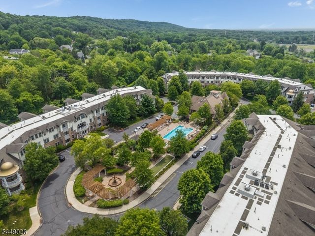 351 Victoria Drive, Bridgewater Twp., NJ 08807