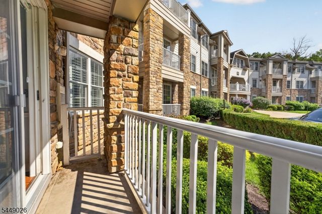 351 Victoria Drive, Bridgewater Twp., NJ 08807