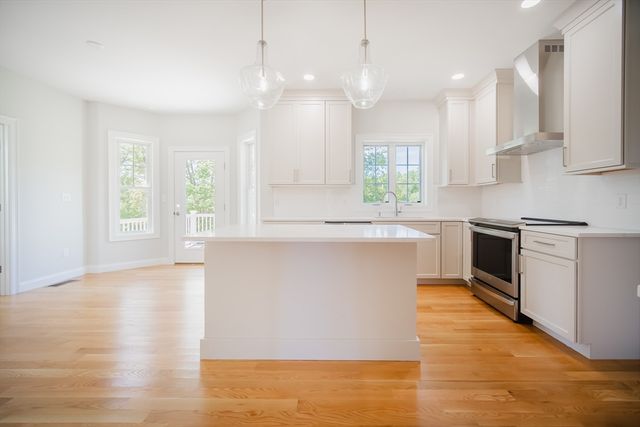23 Strongwater Drive, Salem, MA 01970