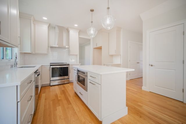 23 Strongwater Drive, Salem, MA 01970