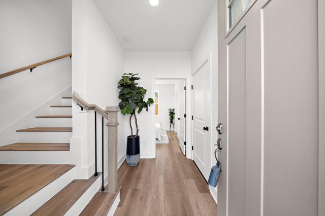 835 Elkhart Street D, Houston, TX 77091