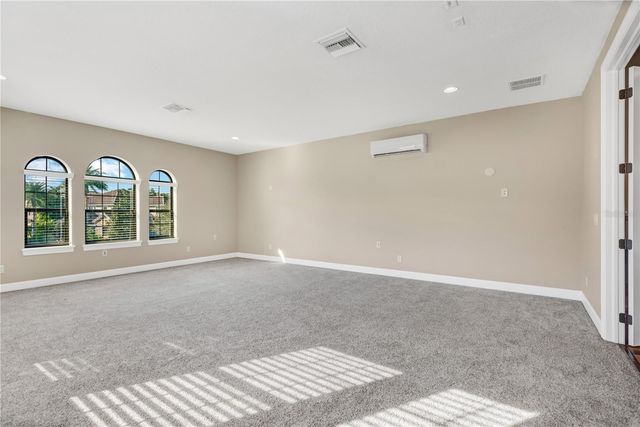 14811 DONALD ROSS COURT, Tampa, FL 33626