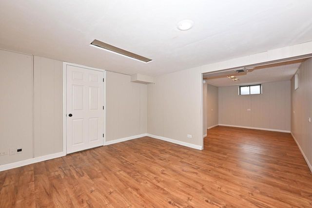 8604 20th AVENUE, Kenosha, WI 53143