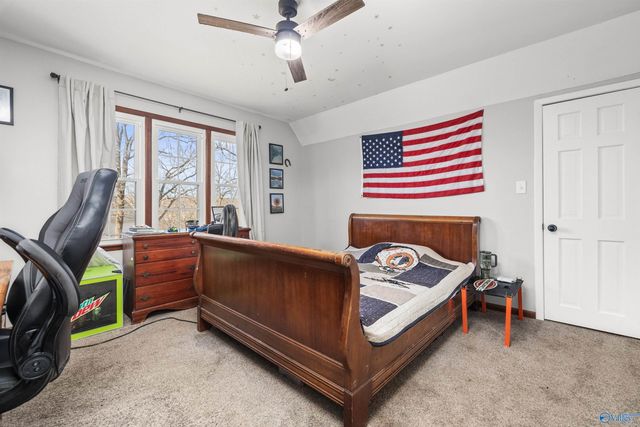 6990 Warrenton Road, Guntersville, AL 35976