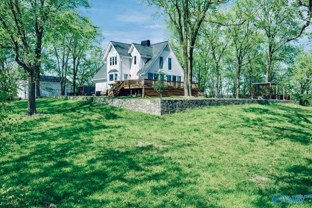 6990 Warrenton Road, Guntersville, AL 35976