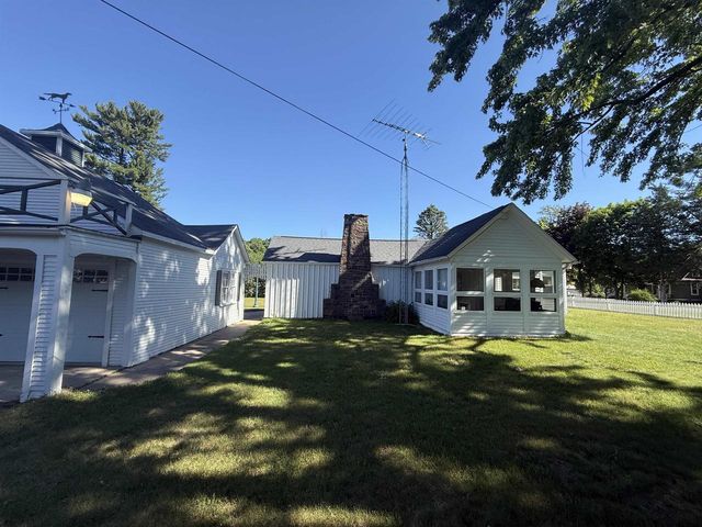 414 FOSTER ROAD, Redgranite, WI 54970