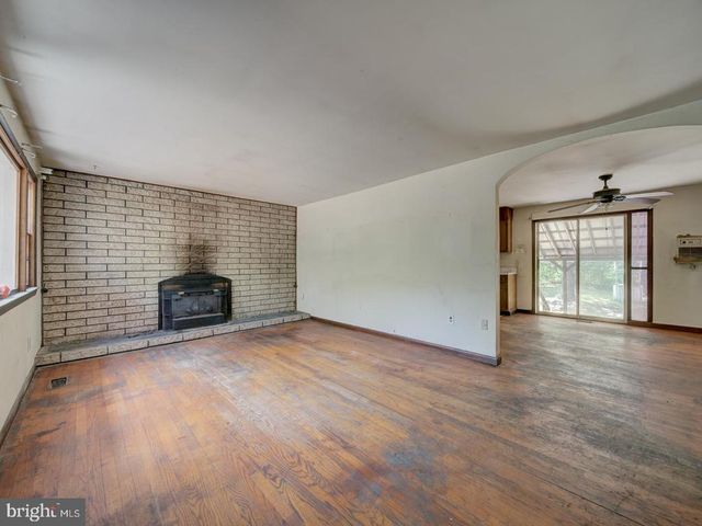 13682 BLACKWELLS MILL RD, Goldvein, VA 22720