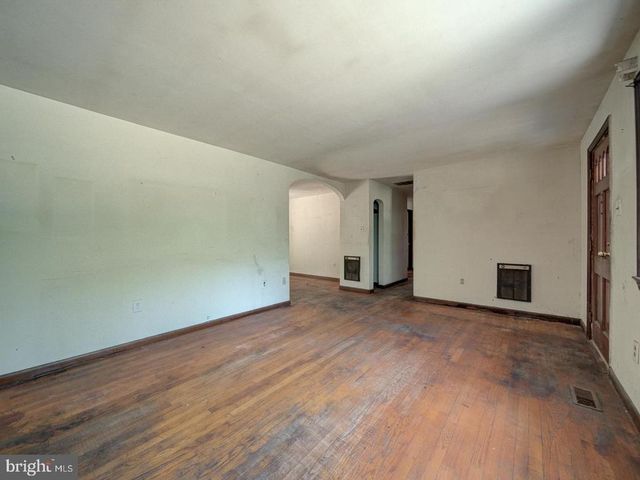 13682 BLACKWELLS MILL RD, Goldvein, VA 22720