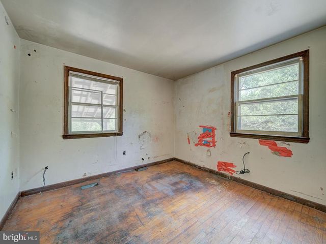 13682 BLACKWELLS MILL RD, Goldvein, VA 22720