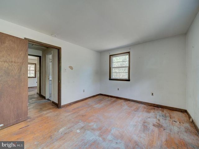 13682 BLACKWELLS MILL RD, Goldvein, VA 22720