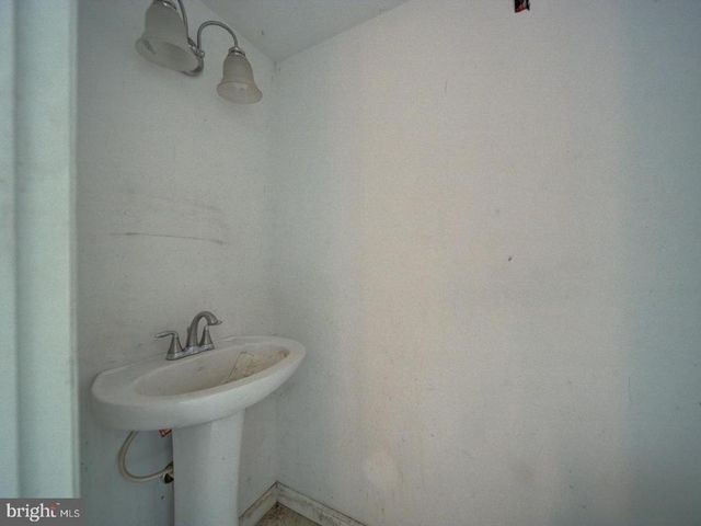13682 BLACKWELLS MILL RD, Goldvein, VA 22720