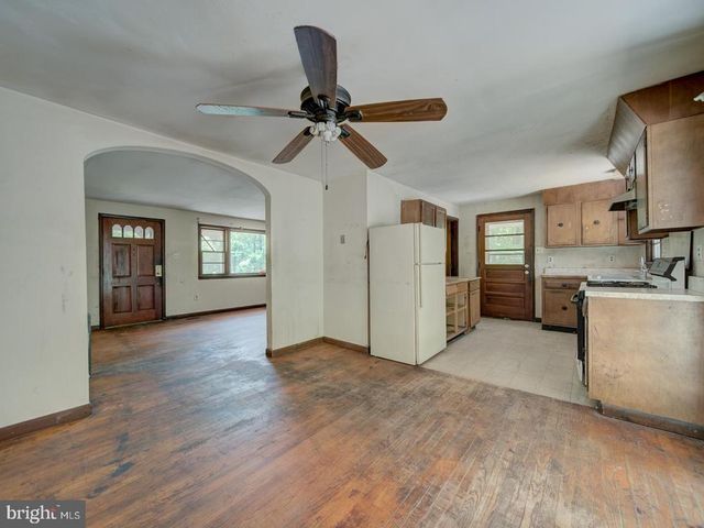 13682 BLACKWELLS MILL RD, Goldvein, VA 22720