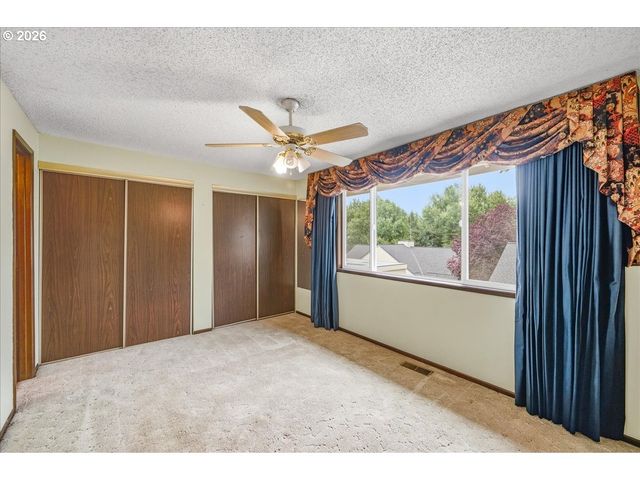 371 Ne Village Squire Ave 25, Gresham, OR 97030