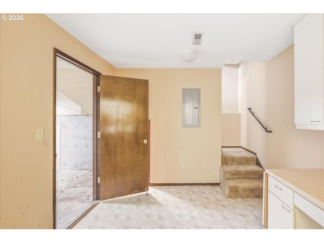 371 Ne Village Squire Ave 25, Gresham, OR 97030