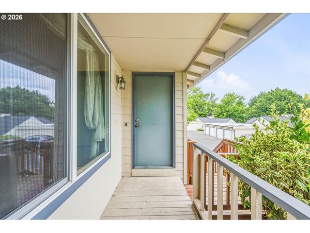 371 Ne Village Squire Ave 25, Gresham, OR 97030