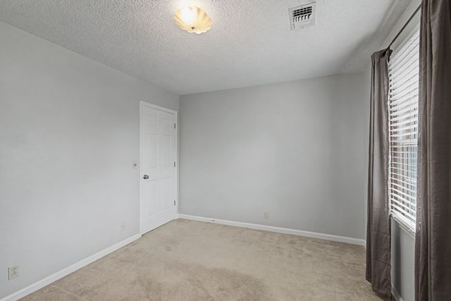 8404 Stewarts Bend Dr, Murfreesboro, TN 37129