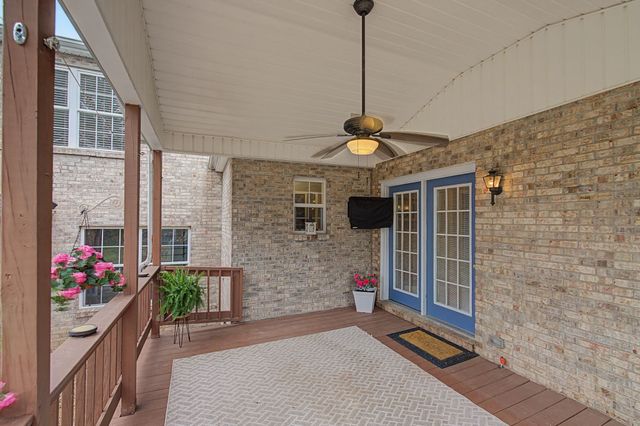 8404 Stewarts Bend Dr, Murfreesboro, TN 37129