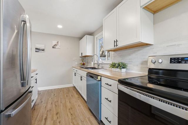 400 S OUTAGAMIE STREET, Appleton, WI 54914