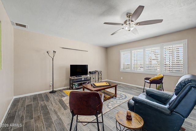 2330 E BROADWAY Avenue, Apache Junction, AZ 85119