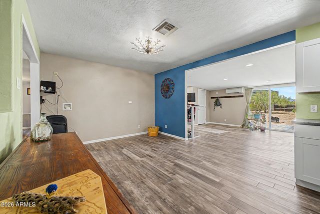 2330 E BROADWAY Avenue, Apache Junction, AZ 85119