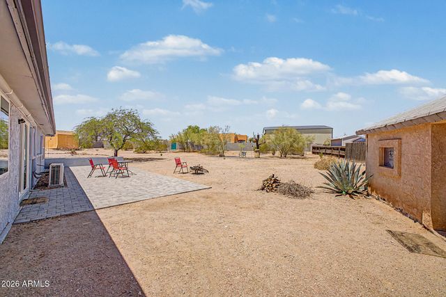 2330 E BROADWAY Avenue, Apache Junction, AZ 85119