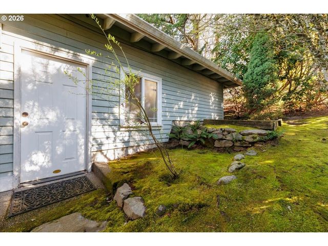 2212 Nw PINNACLE Dr, Portland, OR 97229