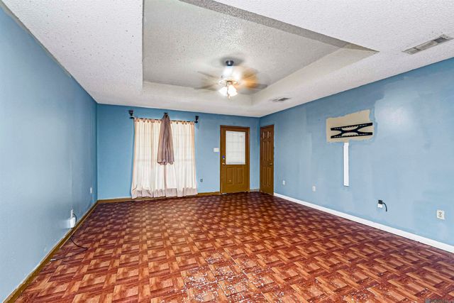 4849 Peerless St, Baton Rouge, LA 70811