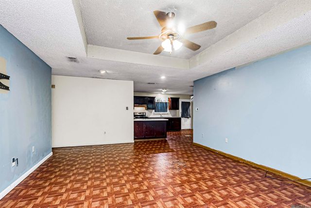4849 Peerless St, Baton Rouge, LA 70811
