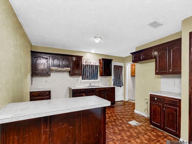 4849 Peerless St, Baton Rouge, LA 70811