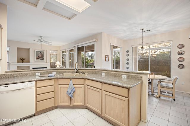 14271 N Fawnbrooke Drive, Oro Valley, AZ 85755