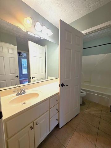 975 Whitehead Road, Sugar Hill, GA 30518