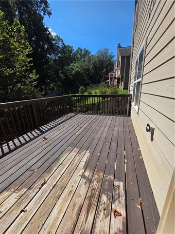 975 Whitehead Road, Sugar Hill, GA 30518