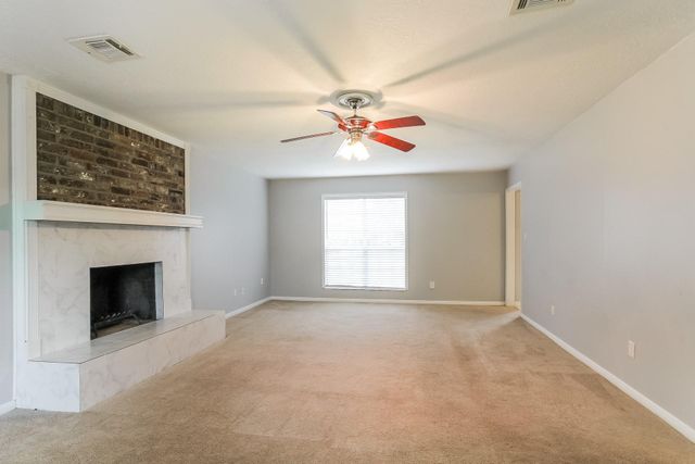 20127 Pinehurst Trail Drive, Humble, TX 77346