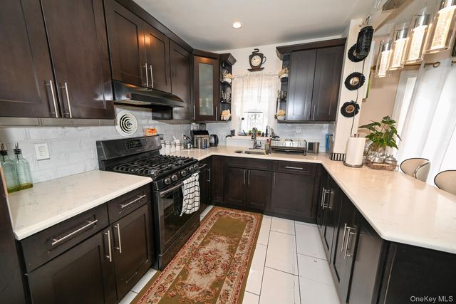 13337 118th Street, South Ozone Park, NY 11420