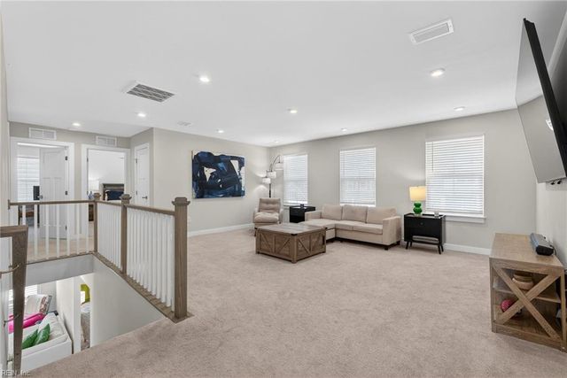 9733 Goldenrod CT, Toano, VA 23168